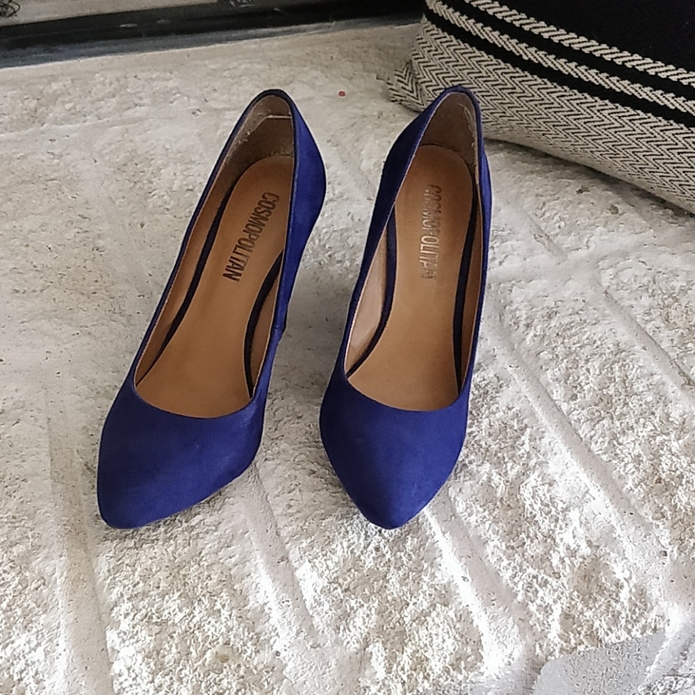 Cosmopolitan Wedge heels